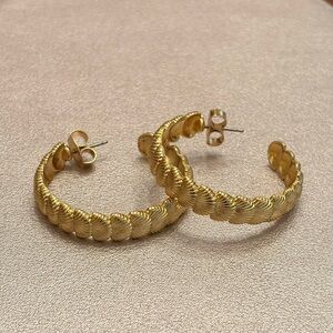 J.Crew | Seashell Gold Hoop Earrings | 1.5” Diameter